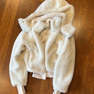 Alo cropped teddy jacket